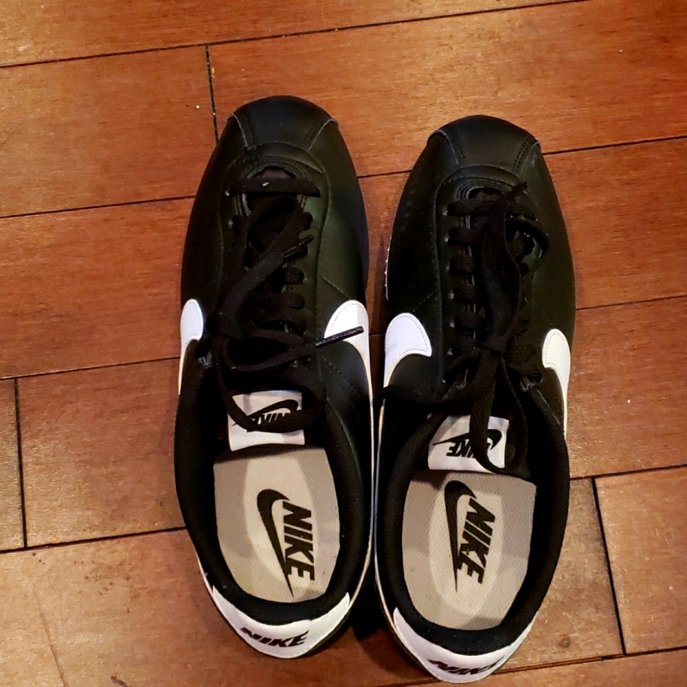 Nike Daybreak sneakers.